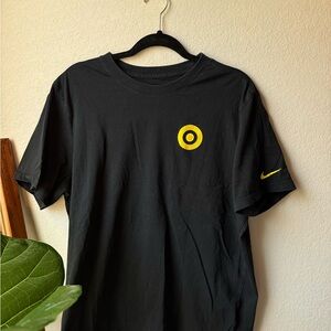 Chealsea x Nike Short Sleeve Tee in Black with Yellow Details